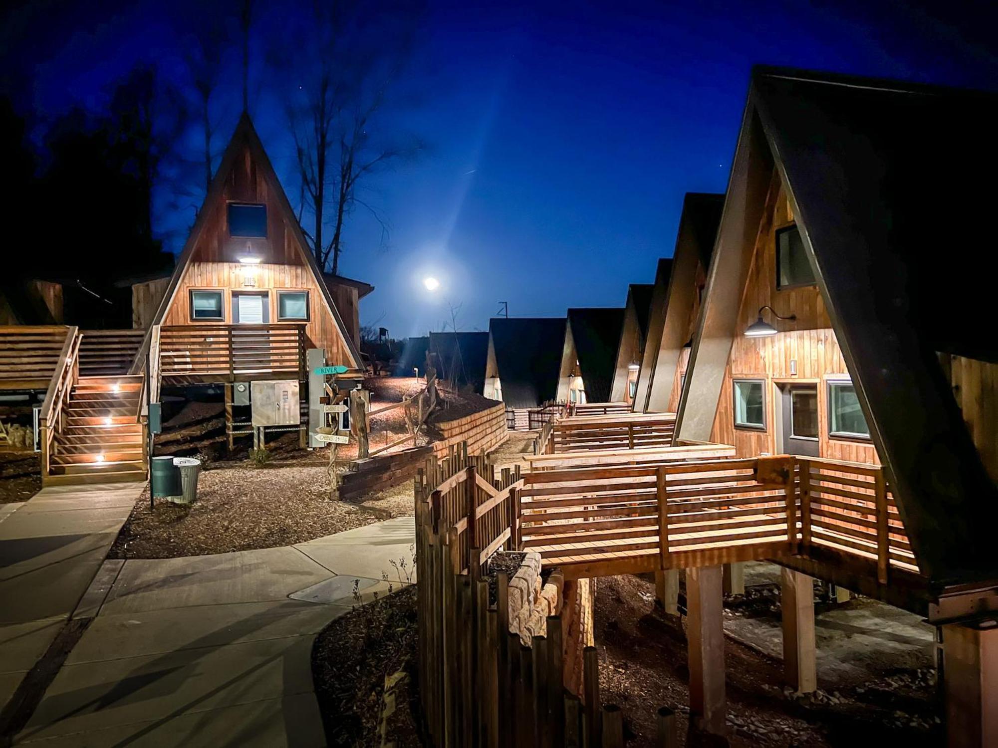 Wrong Way River Lodge & Cabins Asheville Zewnętrze zdjęcie